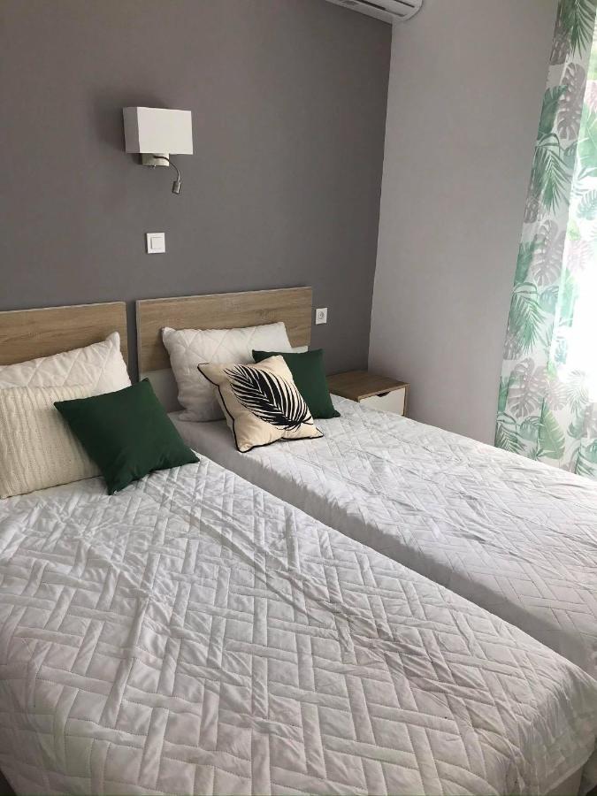 Calma Apartment Masouri Eksteriør bilde