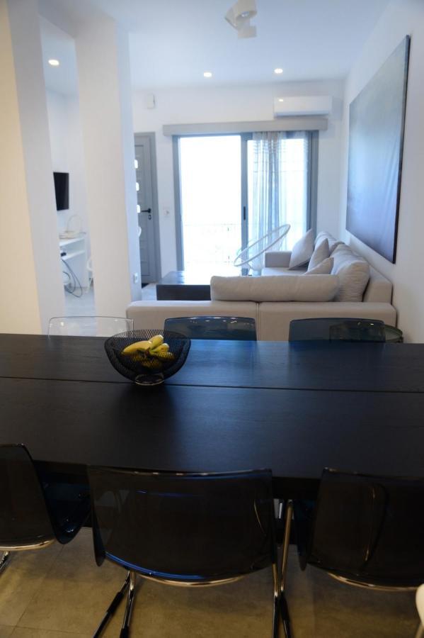 Calma Apartment Masouri Eksteriør bilde