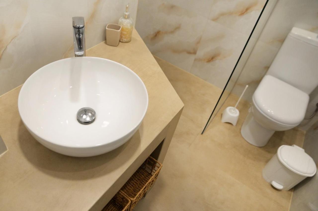 Calma Apartment Masouri Eksteriør bilde