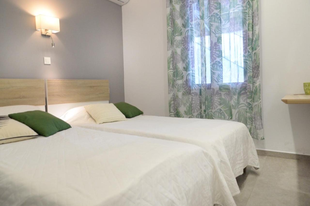 Calma Apartment Masouri Eksteriør bilde